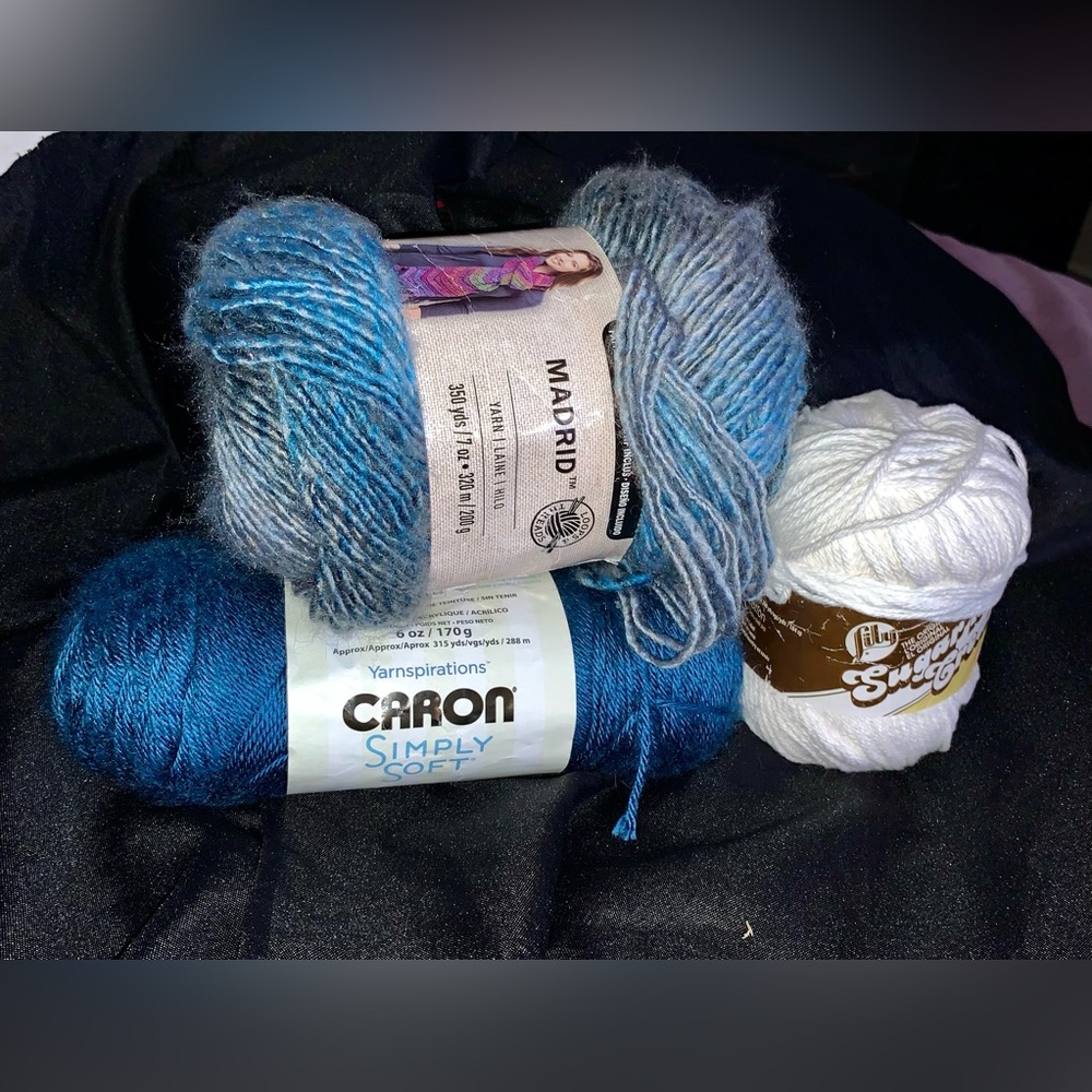 Caron simply soft Ocean loops & thread Madrid sugar & cream white 3 skein bundle